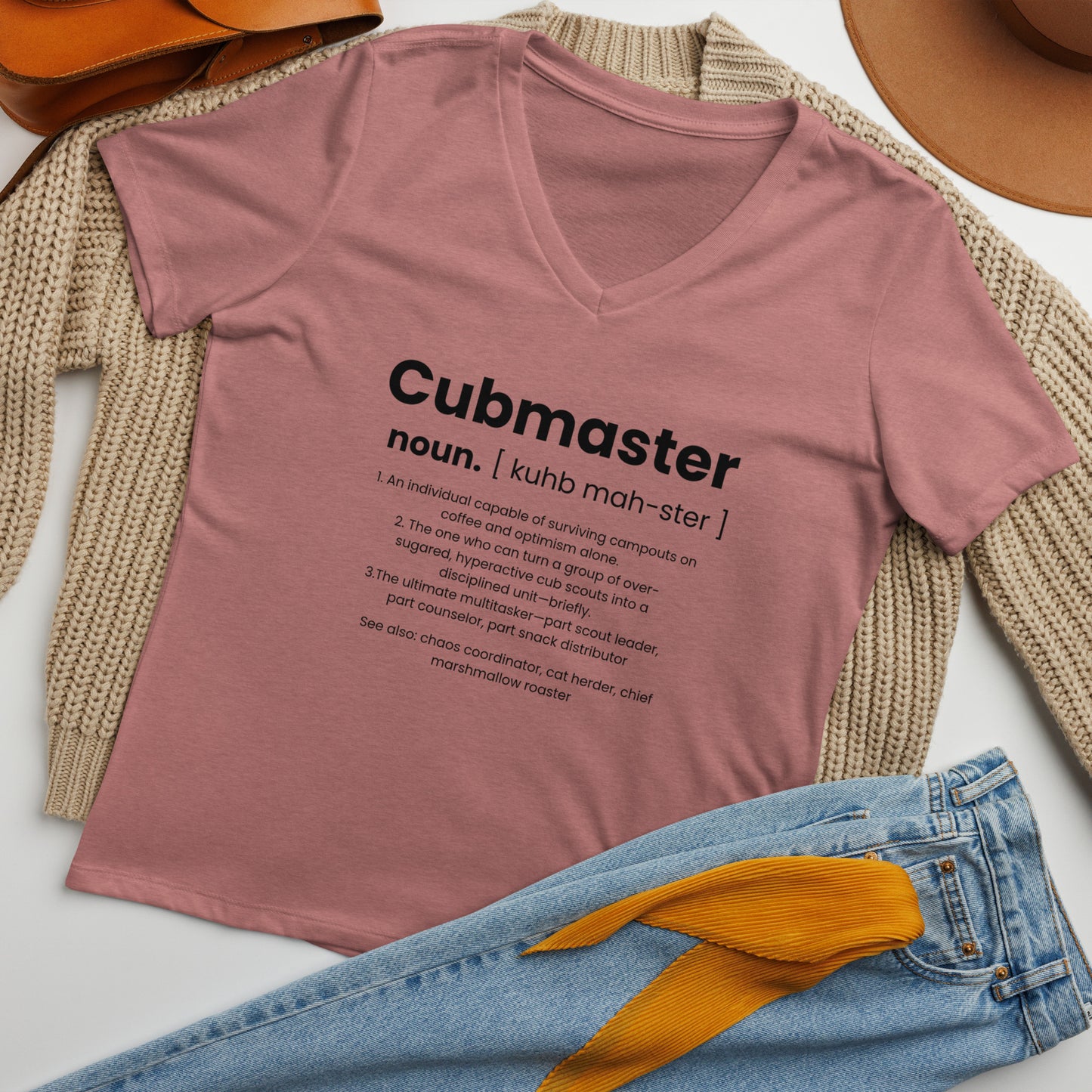 Cubmaster Definition-Women’s relaxed v-neck t-shirt